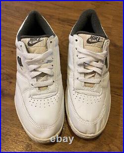 Vintage 1987 Nike Shoes Tennis RARE Men's 9.5 Tennis Skate 100% Authentic